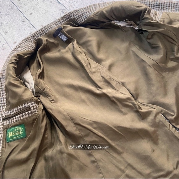 J.Crew Collection *RARE* houndstooth
'Moore' Magee of Dongal Irish wool blazer - Picture 10 of 12